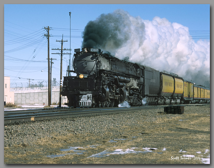 Photo: UP Challenger 3985 steams through Ogallala, NE eastbound